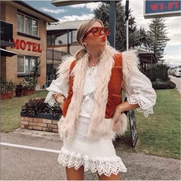 Spell “Daisy Chain” smocked eyelet mini dress — BNWT - Picture 4 of 10